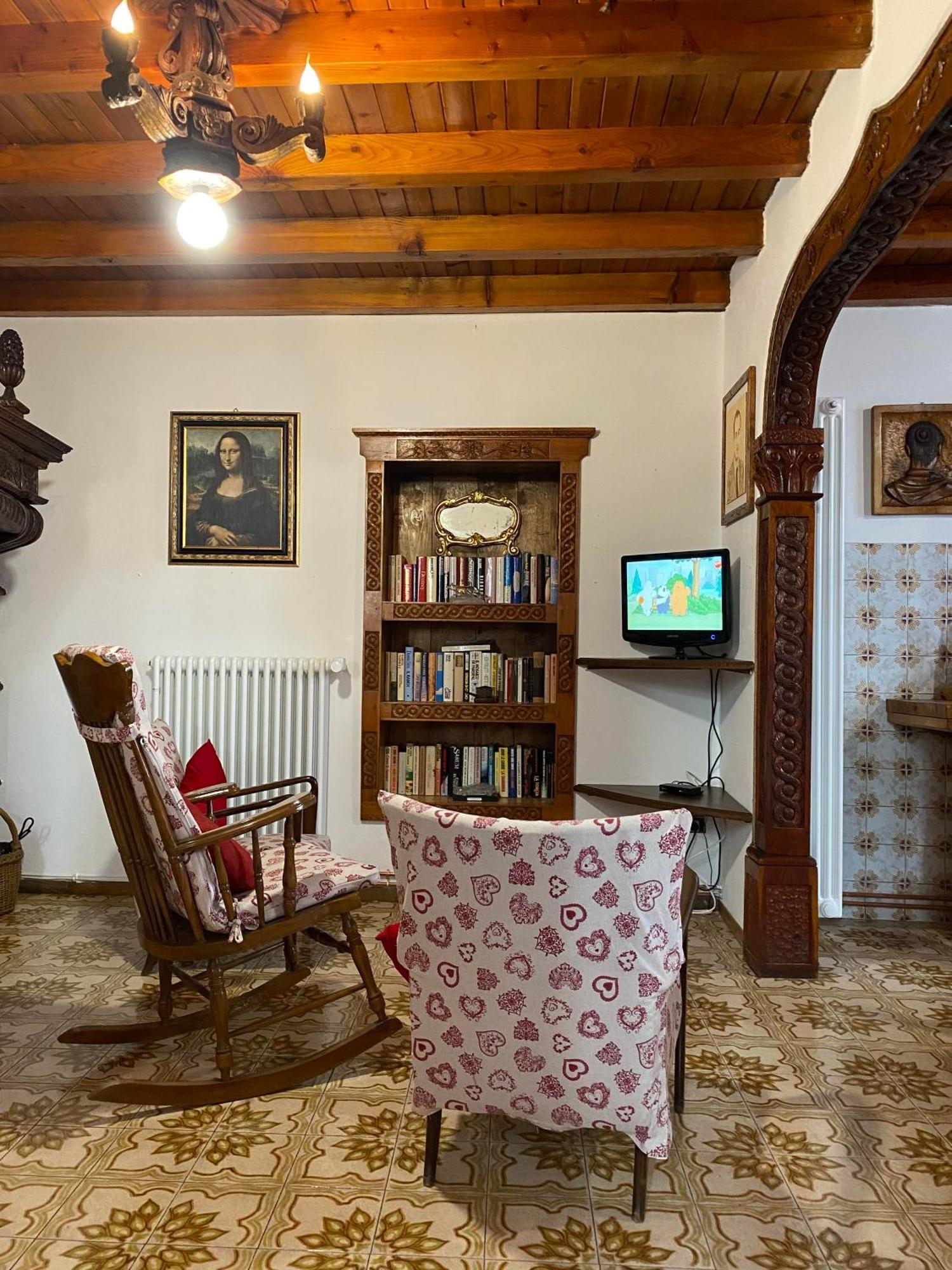 Villa Casa Nel Centro Storico Di Borno Esterno foto