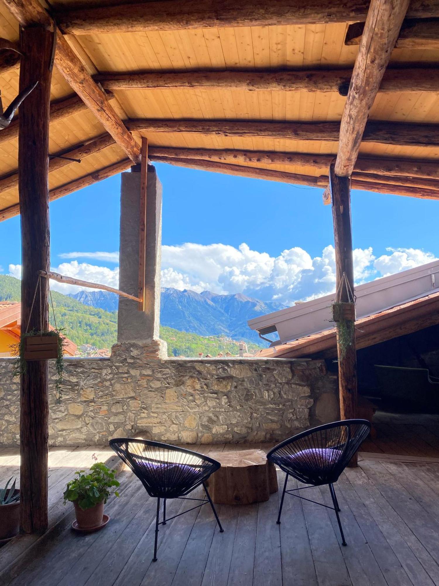 Villa Casa Nel Centro Storico Di Borno Esterno foto